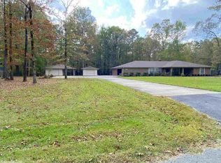 1606 Twin Creek Dr, White Hall, AR 71602