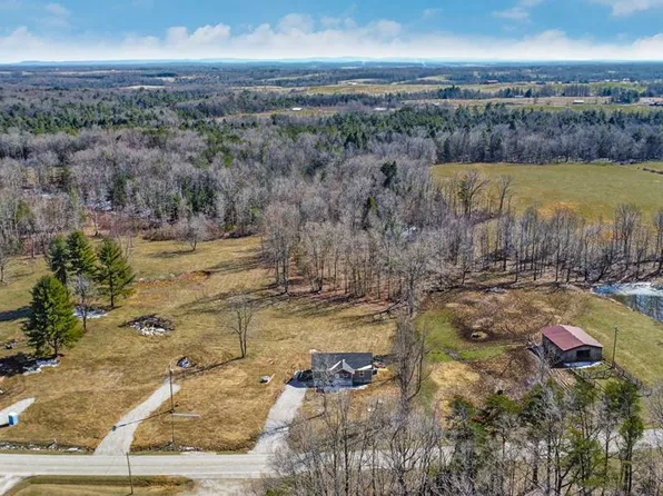 2771 Banner Springs Rd, Jamestown, TN 38556