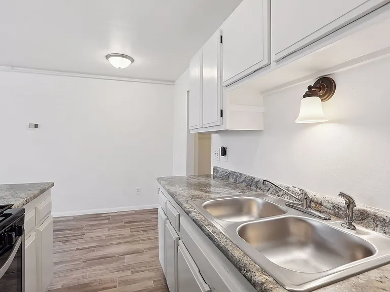224 Cedar Lake Road North — Photo 6