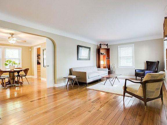 Living Room / Dining Room