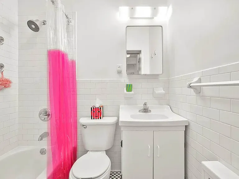 7 2nd Ave #3A — Photo 7