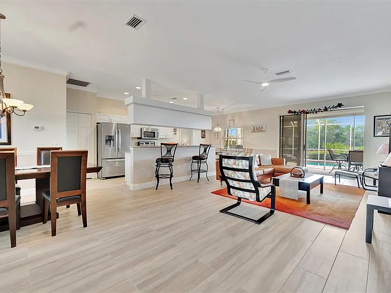 6738 Peach Tree Creek Rd — Photo 4