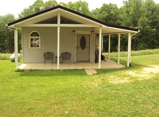 726 Old Hopewell Rd S, Beattyville, KY 41311