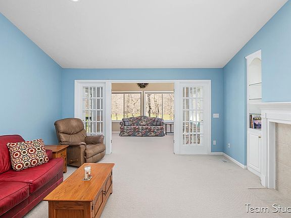 5th image of 7722 Greenbrier Dr NE #92