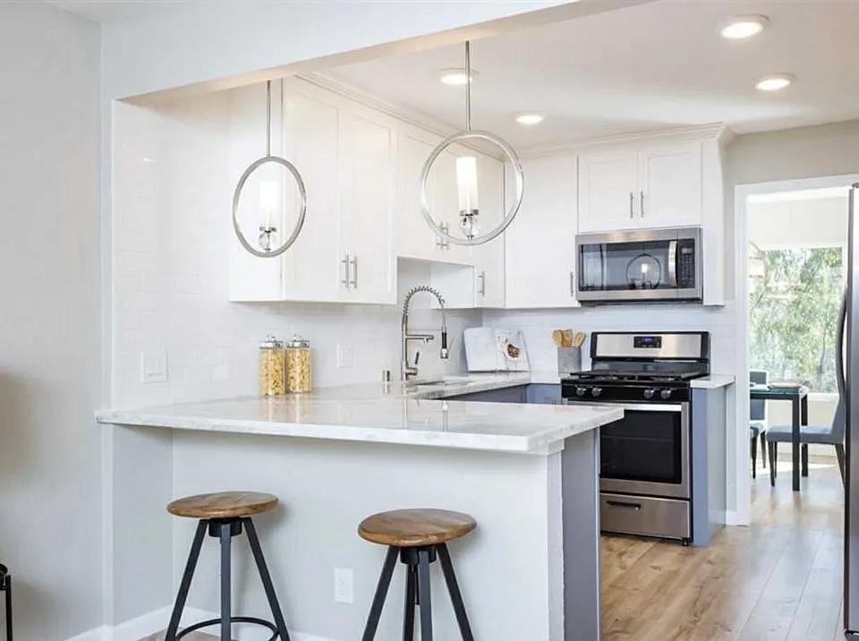 10571 Caminito Basswood