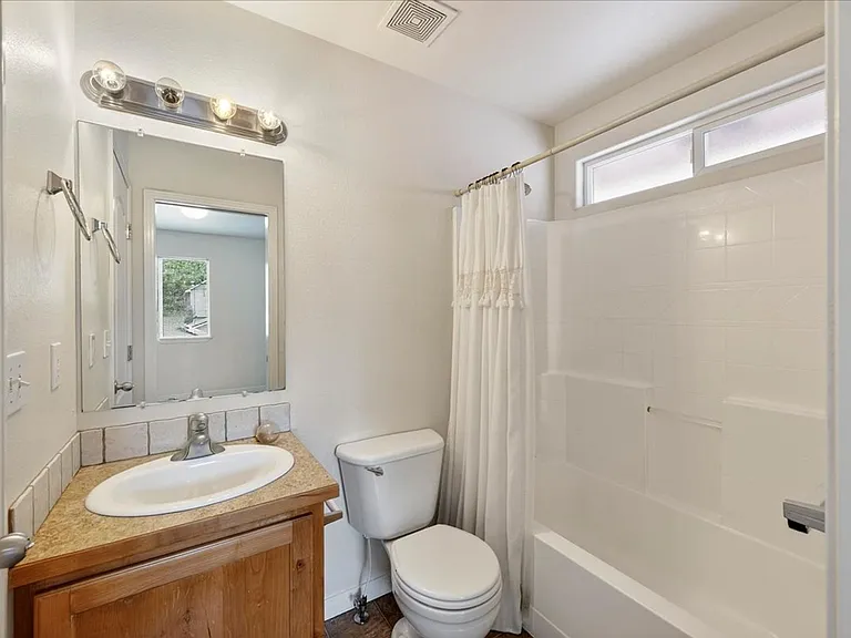 1509 S Euclid Ave — Photo 19