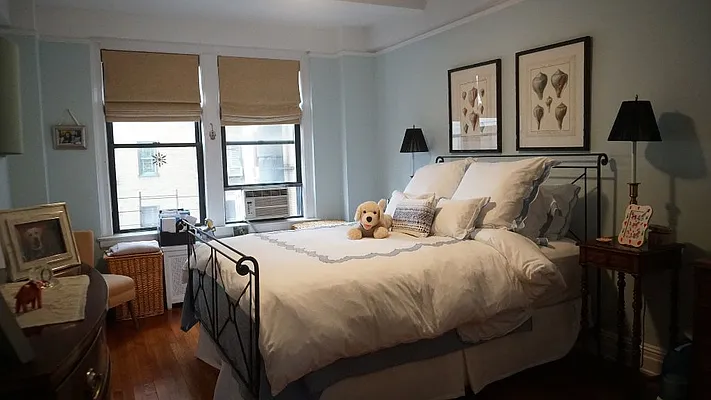 Sold by Patricia Gilman, LREB | media 11