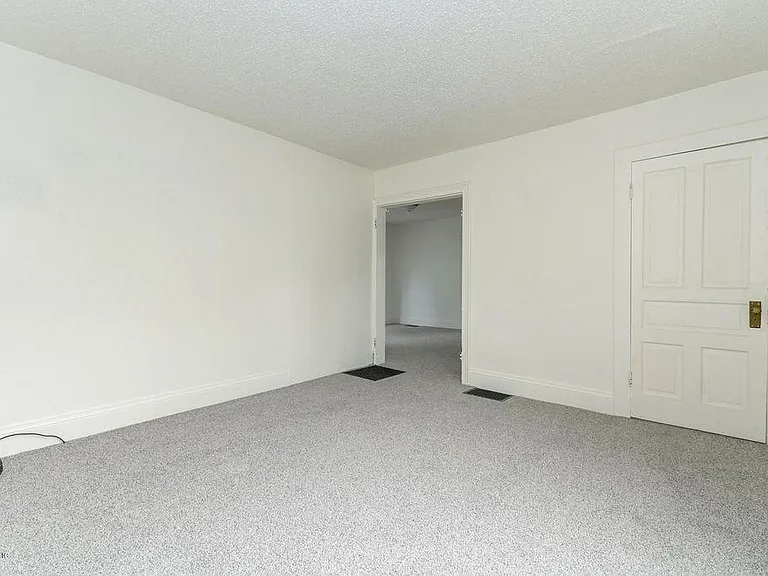 135 Burr Oak St — Photo 30