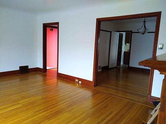 5th image of 1626 Ulloa St