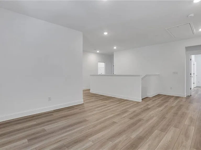 3198 Shirecrest Ln — Photo 24