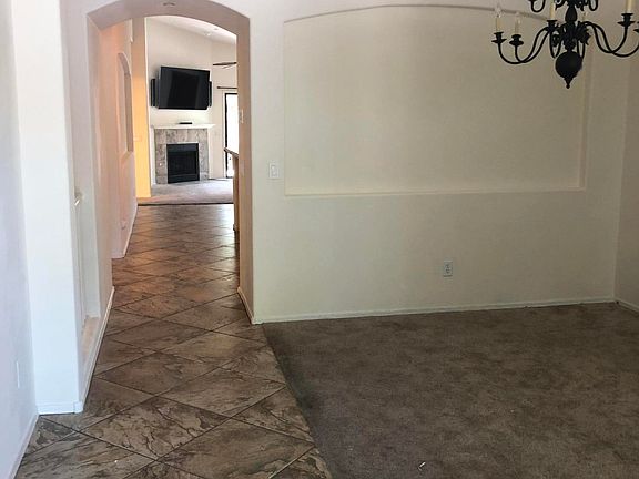 5th image of 5363 E Carmel Ave