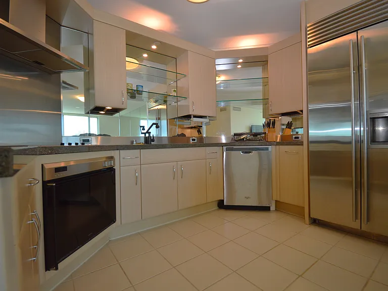 88 Piikoi St #1605 — Photo 8