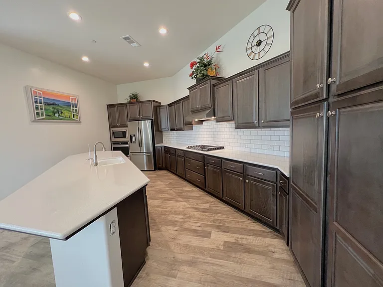 14305 Pemberley Passage Ave — Photo 29