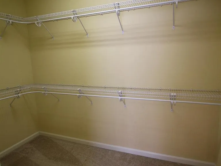9850 Rail Cir — Photo 21