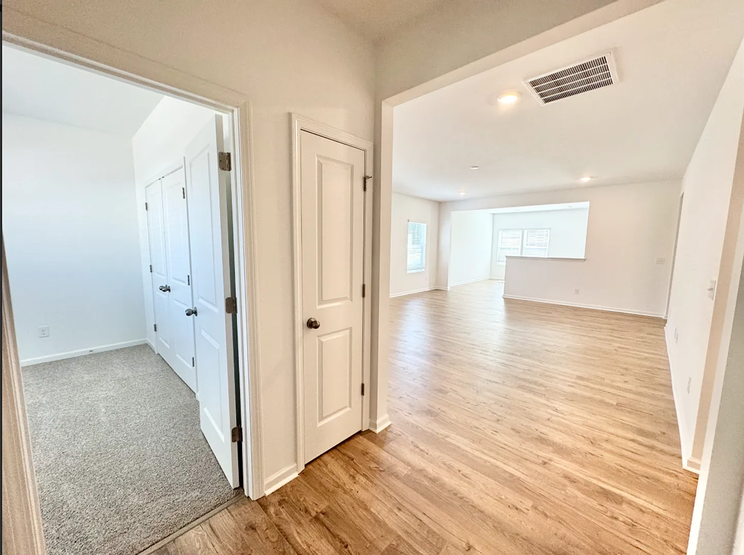 3 br 2.5 ba home in the Kensington community in China Grove, located near shopping and easy freew... — Photo 4