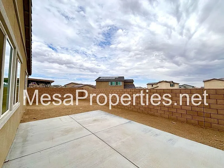12594 Ava Loma St — Photo 33