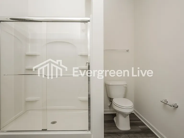 604 Berkeley Glen Rd — Photo 10