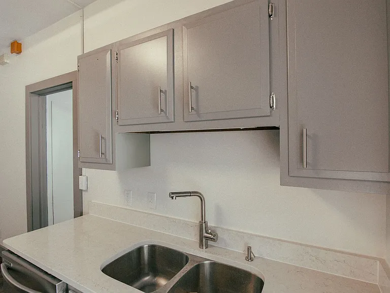110-113 Stewart Ave — Photo 215