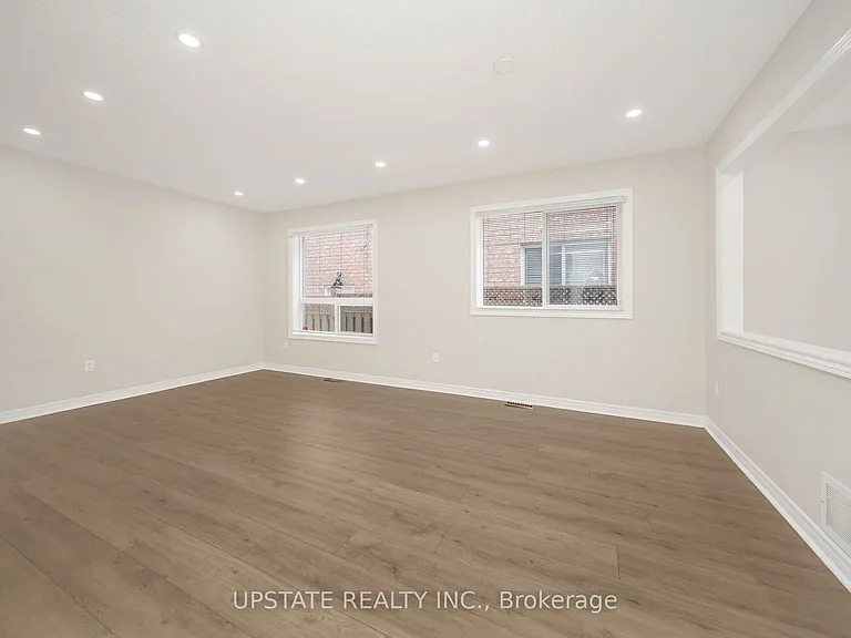 46 Velvet Grass Ln — Photo 3