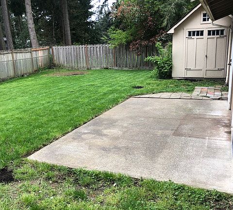 5th image of 9241 Quinault Dr NE #B