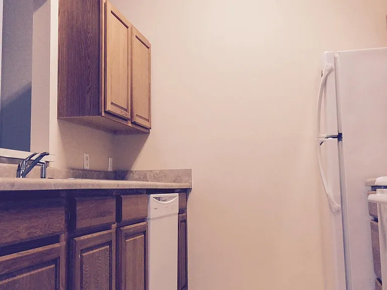 1742 E Line St #101 — Photo 9