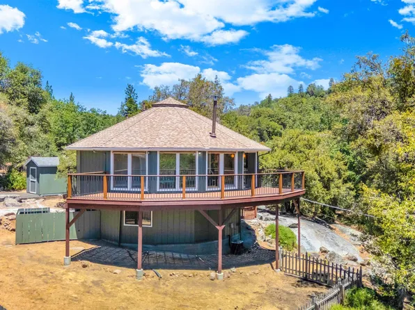 21065 Crystal Falls Dr, Sonora, CA 95370