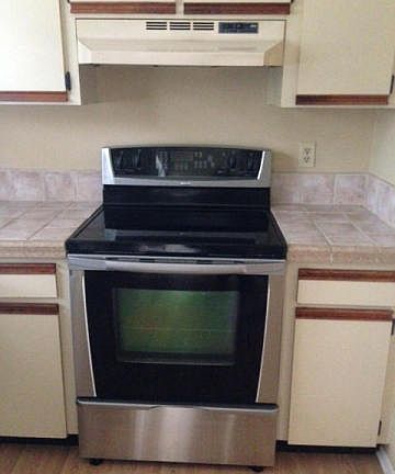 4th image of 2195 Randall Ave SE