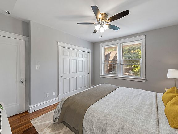 4th image of 2622-26 S Kingshighway Blvd #1S