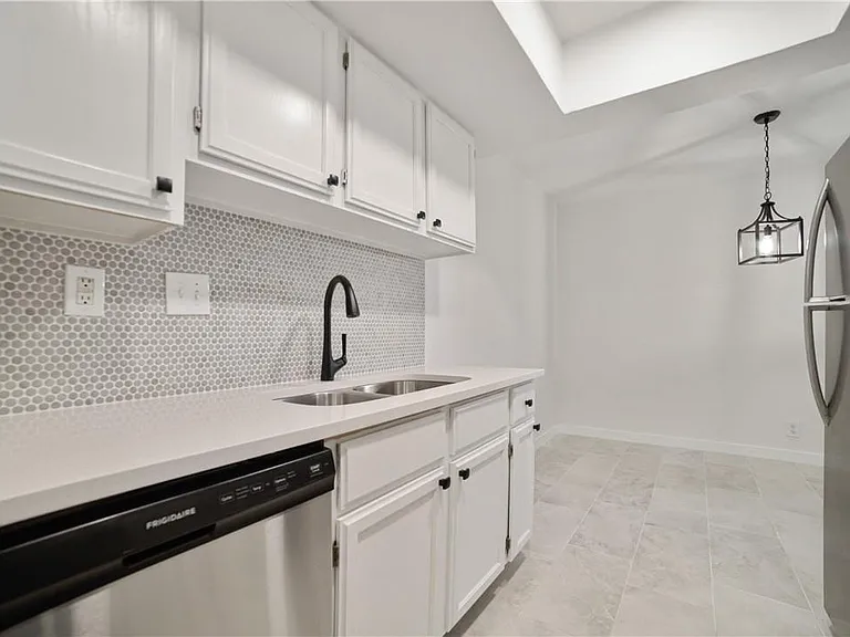 2600 Penny Ln #118 — Photo 10