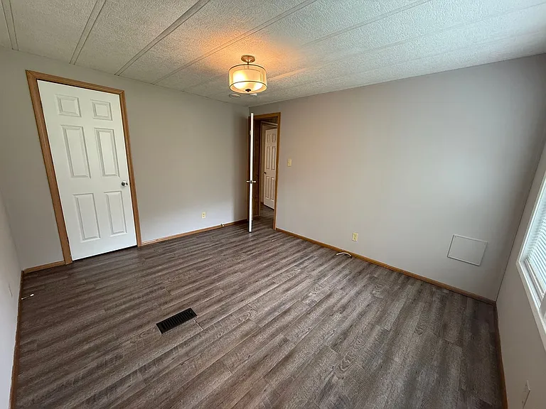 3356 McCoy Rd — Photo 15