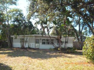 9728 Groveland St, Seminole, FL 33772