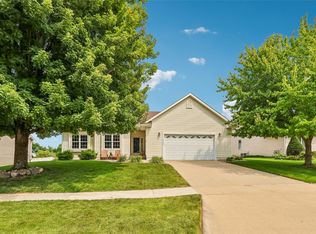 2755 NW 157th St, Clive, IA 50325
