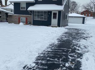 152 Stanley St, Winfield, IL 60190