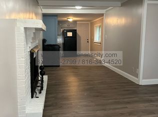 7813 Westridge Rd, Kansas City, MO 64138