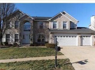 733 Bellerive Manor Dr, Saint Louis, MO