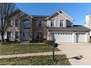 733 Bellerive Manor Dr photo 1