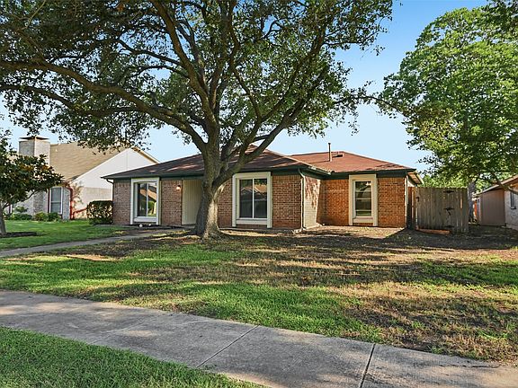 2nd image of 1127 Southwestern Dr