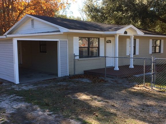 2nd image of 342 SW Burnett Ln