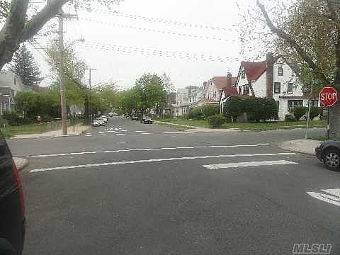 4th image of 11206 201st St