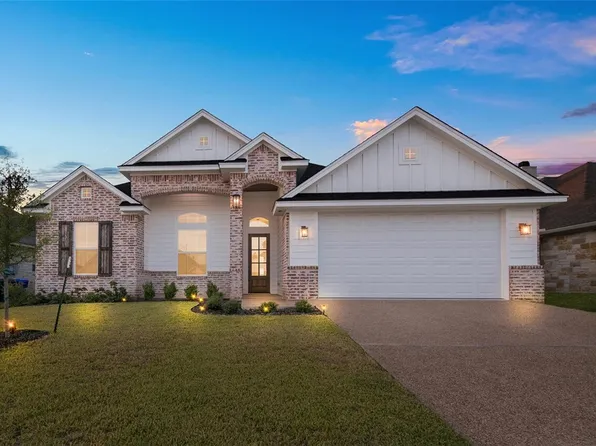 10009 Braided Briar Dr, Woodway, TX 76712