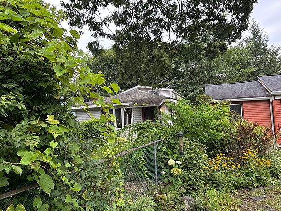 2nd image of 5 Gaskill Ave