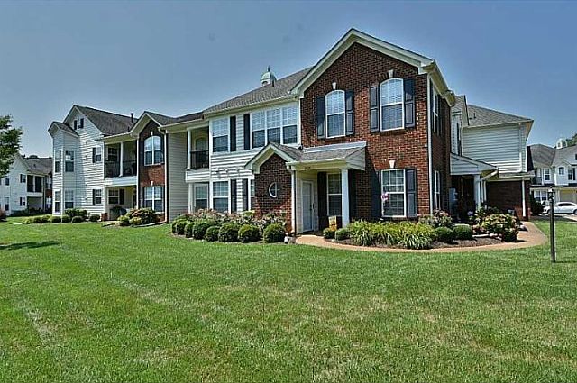 1st image of 2823 Loveliness Ct