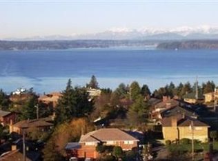 8647 Farwell Pl SW, Seattle, WA 98126