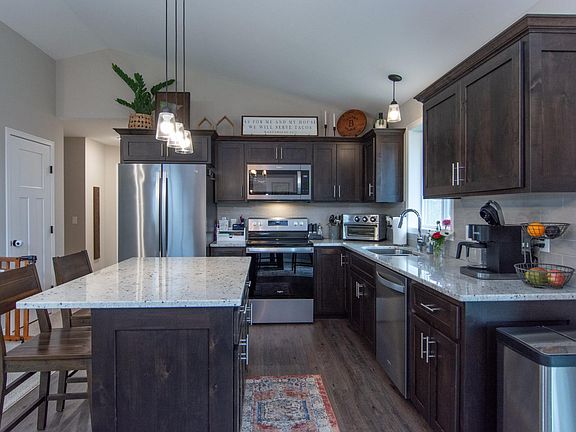 5th image of 9159 Viking St