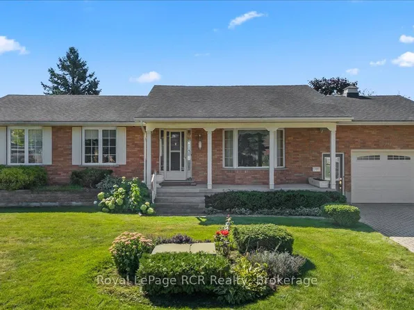 29 2nd St S, Hanover, ON N4N 3T8