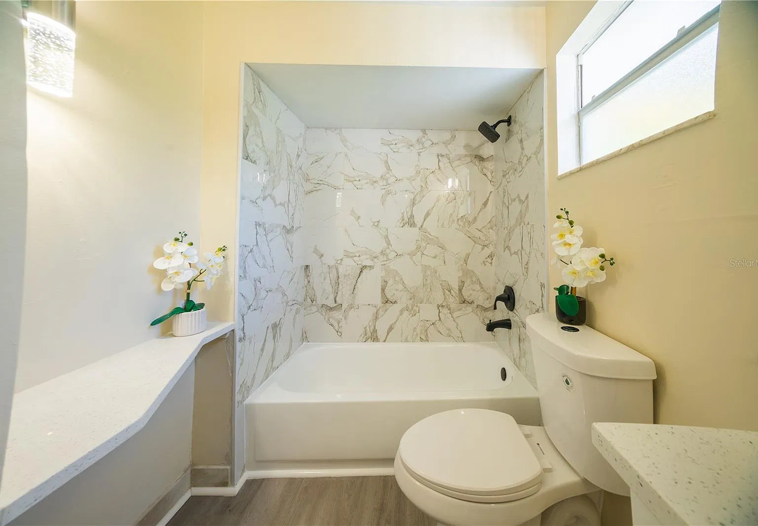 811 Overspin Dr — Photo 4