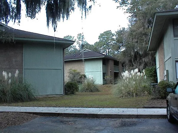 408 Battery Creek Rd #204, Beaufort, SC 29902