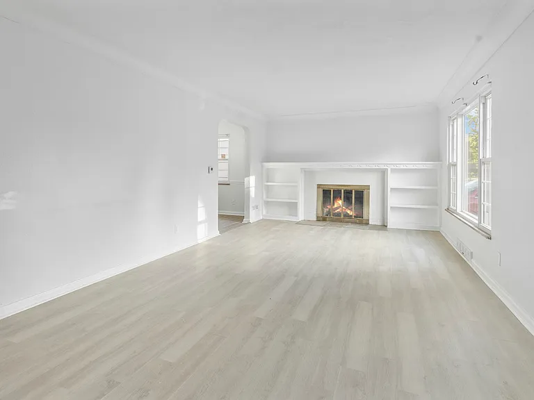 3836 Woodmont Rd — Photo 11