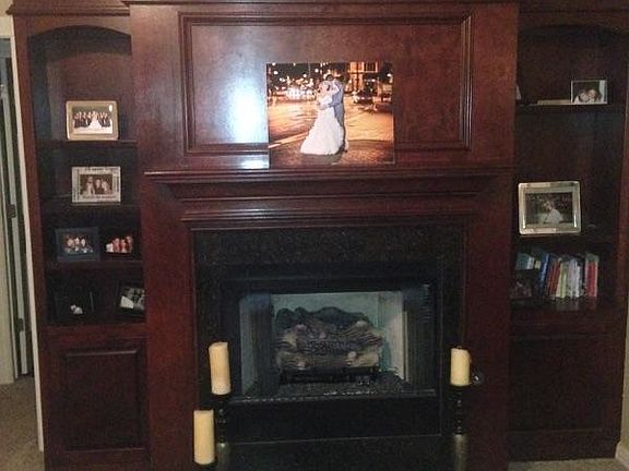 Gas fireplace and surrond in living room