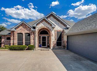 104 Olives Br, Shady Shores, TX 76208